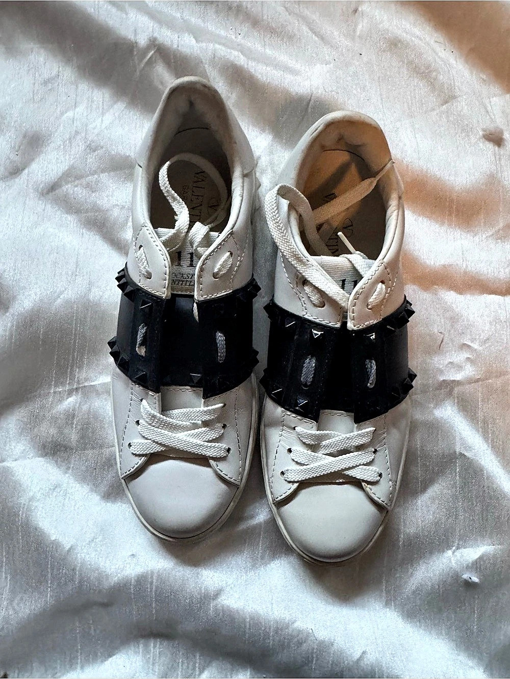 Valentino Rockstud Sneakers White & Black EU 41